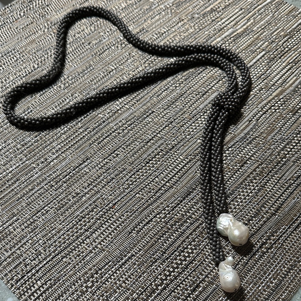 Elegant Hematite & Fresh Water Pearl Beaded Necklace